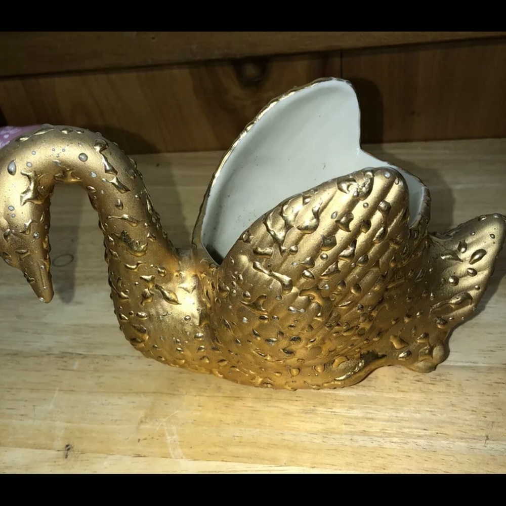 Vintage 22k Gold Hand Painted Porcelain Swan Vase Figurine. Excellent Preowned